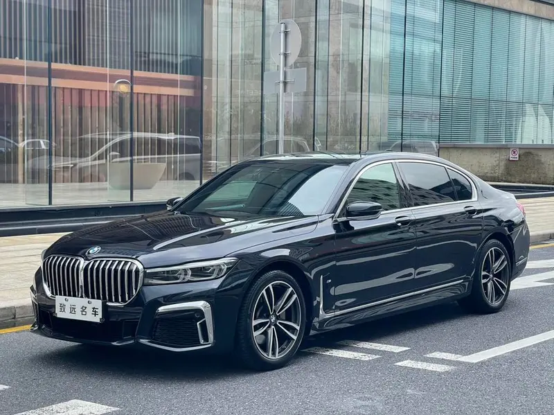 BMW 7-Series, 2021