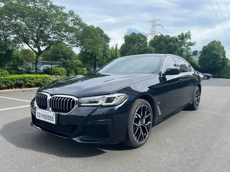 BMW 5-Series, 2023