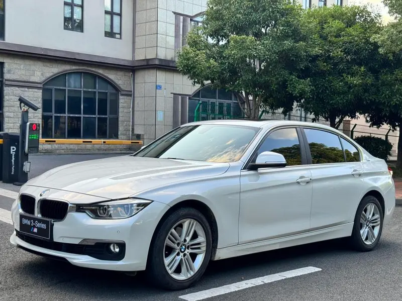 BMW 3-Series, 2016