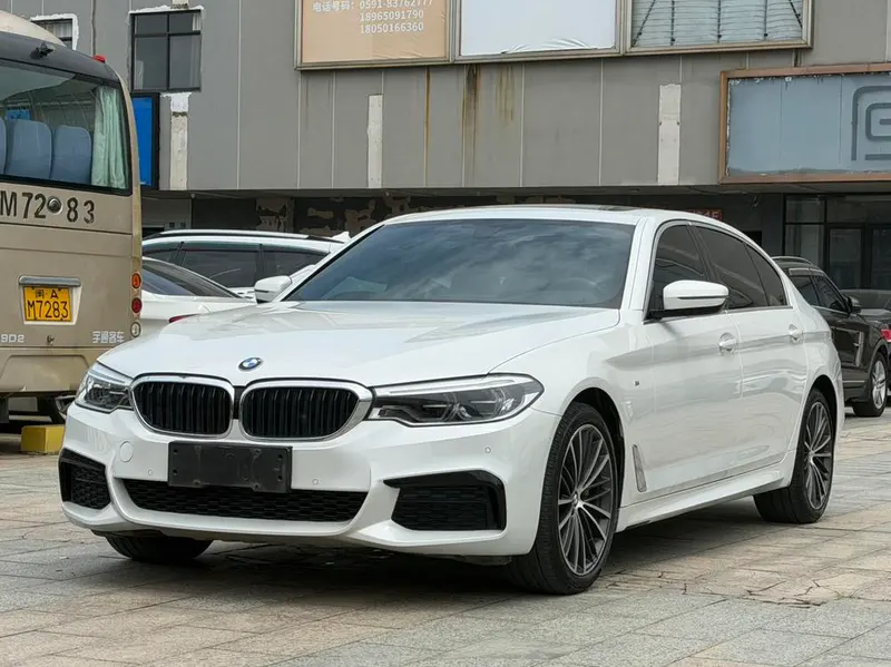 BMW 5-Series, 2020