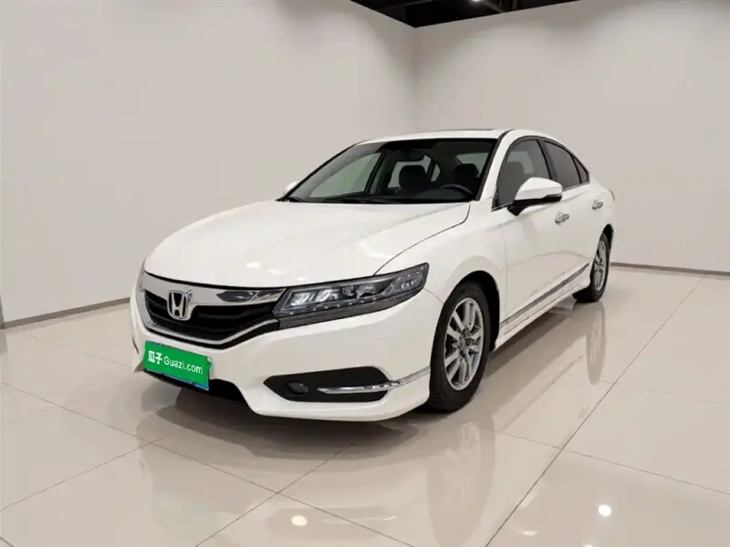 Honda Spirior, 2015 — фото 1