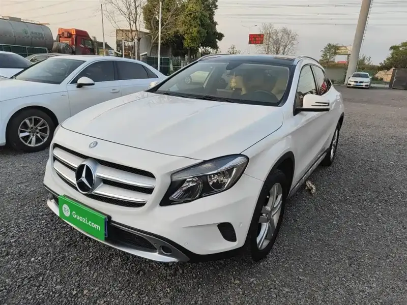 Mercedes-Benz GLA, 2017