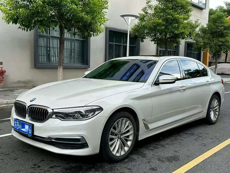 BMW 5-Series, 2019