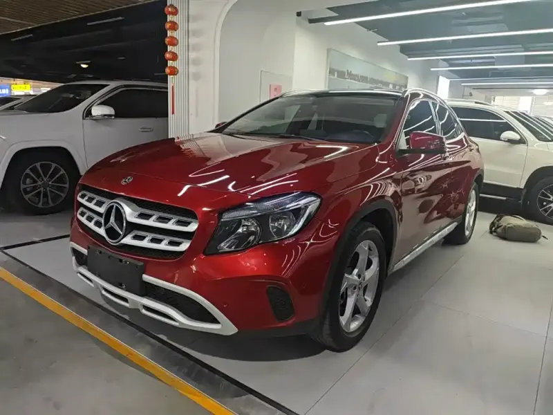 Mercedes-Benz GLA, 2018
