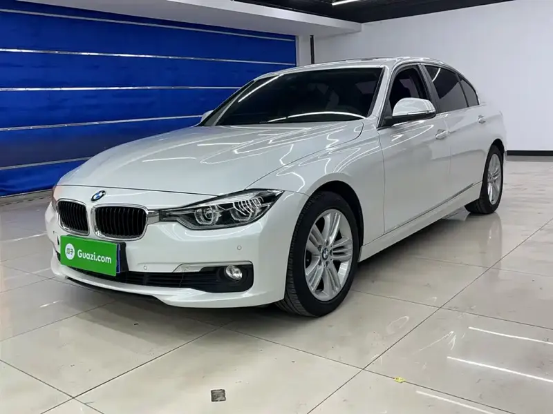 BMW 3 Series, 2017 — фото 1