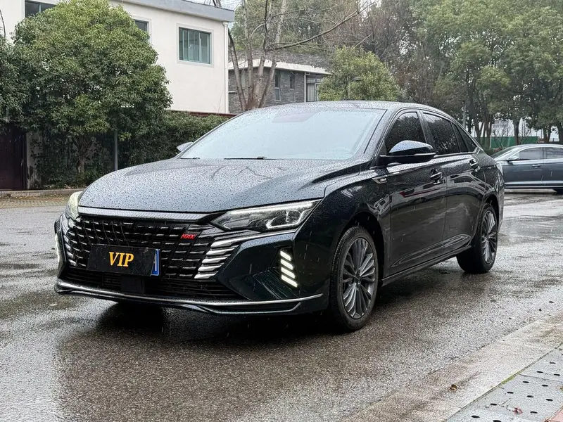 Dongfeng Fengshen Yixuan MAX, 2022