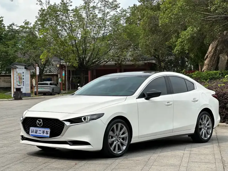 Mazda 3 Axela, 2023