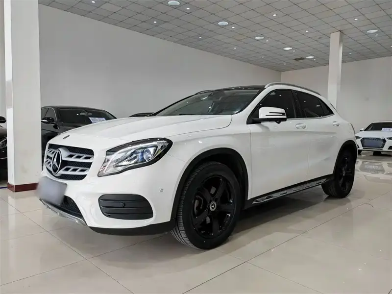 Mercedes-Benz GLA, 2019