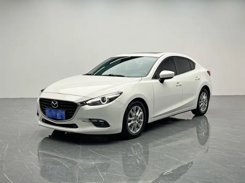 Mazda 3 Axela Sedan 1.5L Auto Luxury Version CN5, 2017 — фото 1
