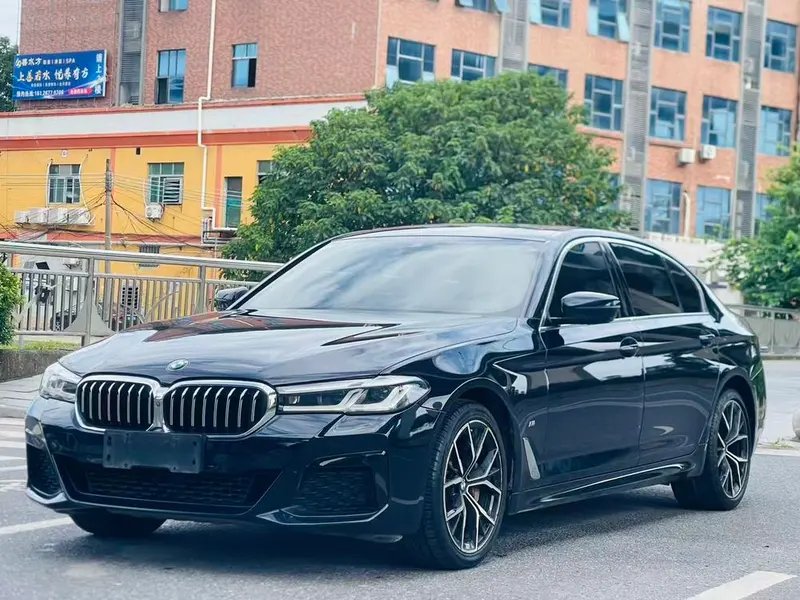 BMW 5-Series, 2021
