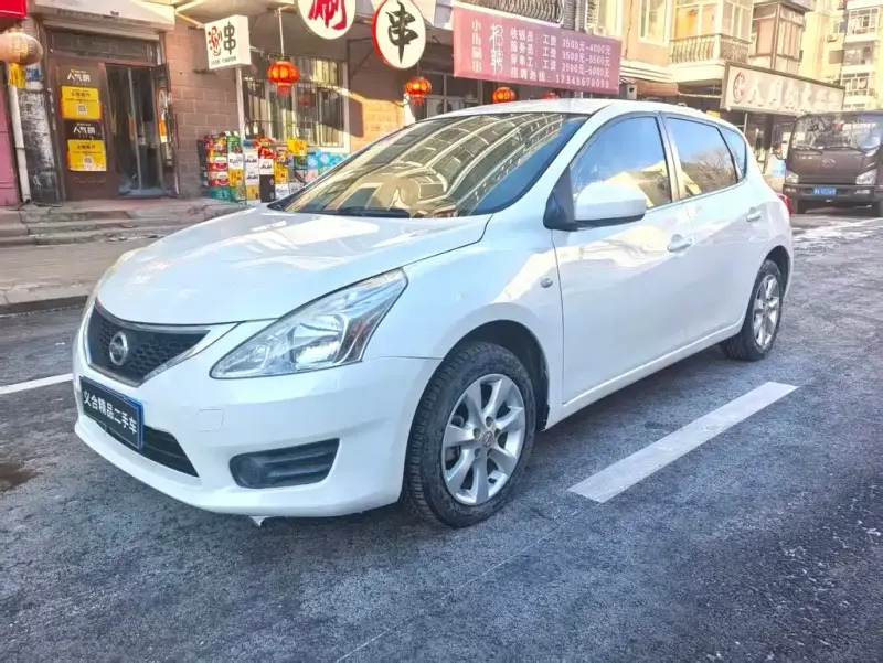 Nissan Tiida, 2015