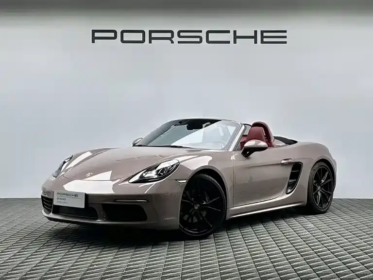Porsche 718, 2023