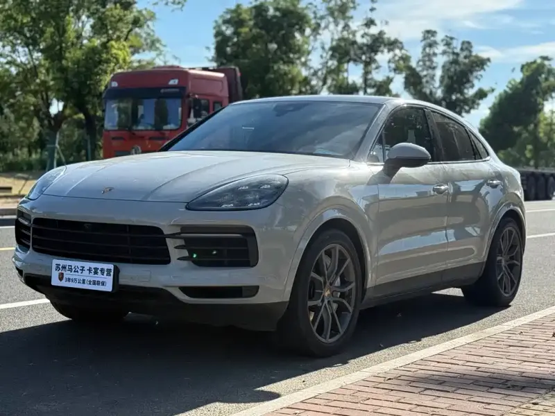 Porsche Cayenne, 2022
