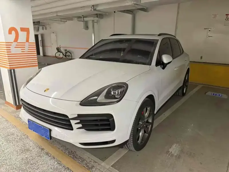 Porsche Cayenne, 2023