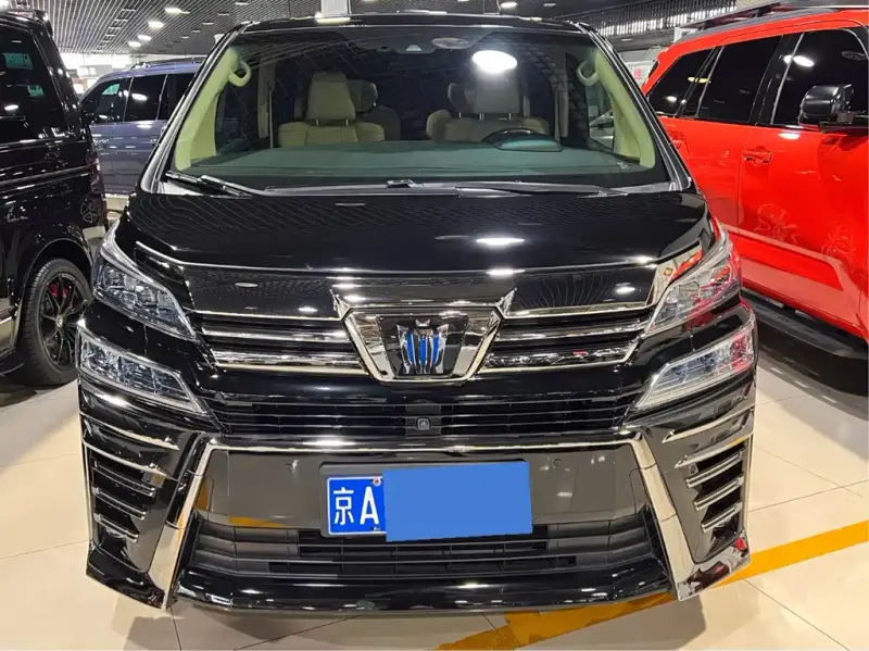 Toyota Vellfire, 2022