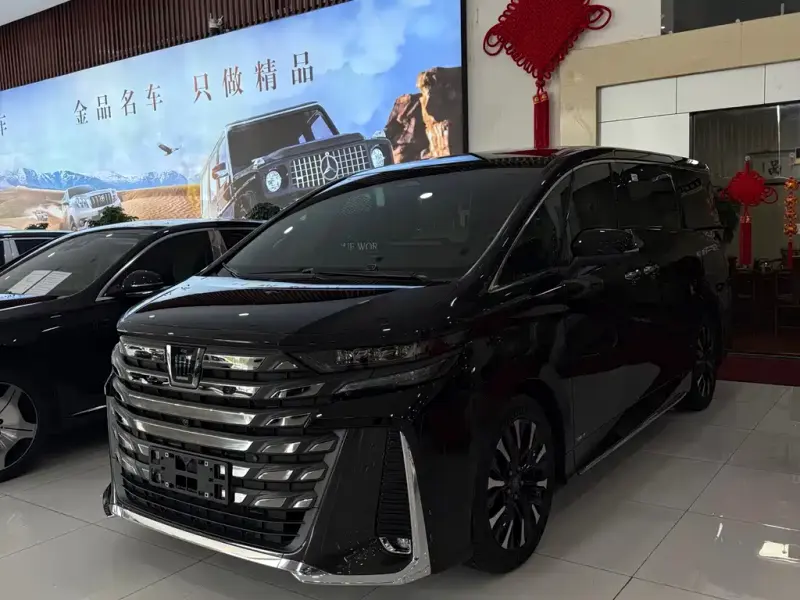Toyota Vellfire, 2023 — фото 1