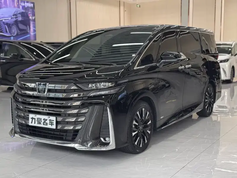 Toyota Vellfire, 2025 — фото 1