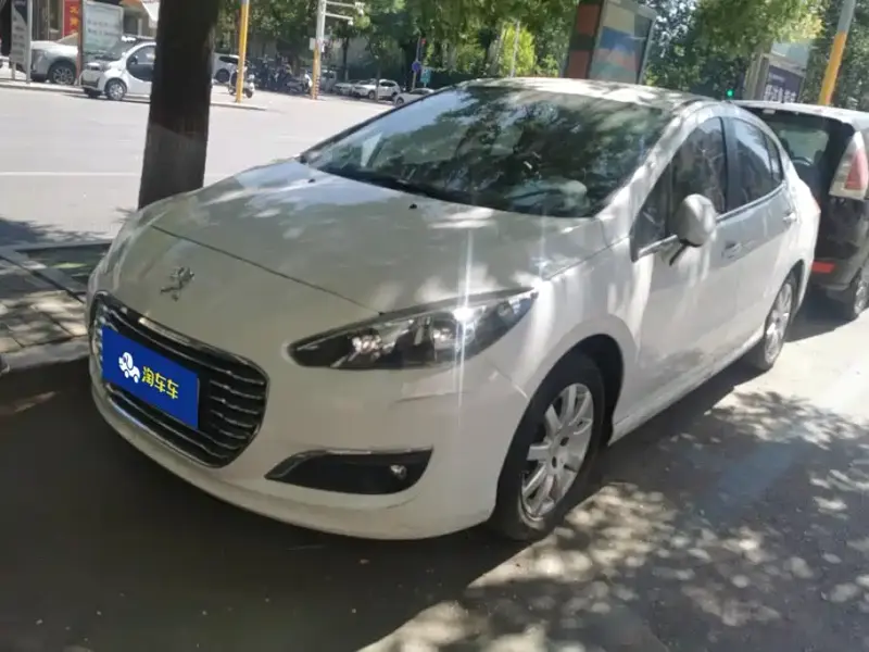 Peugeot 308, 2015 — фото 1