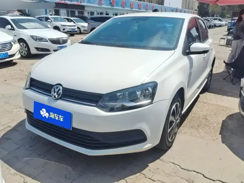 Volkswagen Polo, 2018 — фото 1
