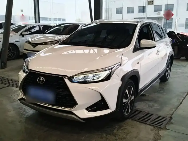 Toyota Yaris L, 2023