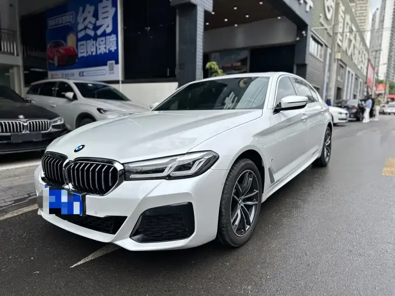 BMW 5 Series, 2023