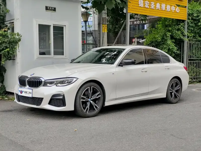 BMW 3 Series, 2021