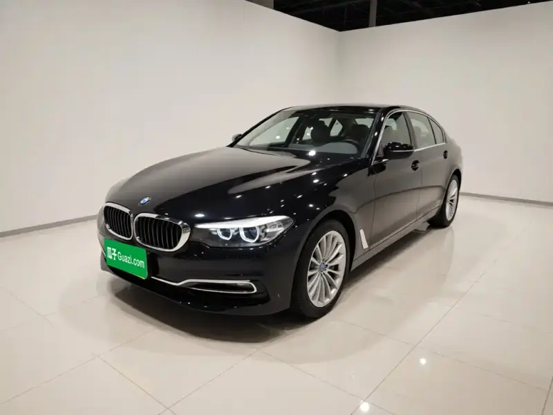 BMW 5 Series, 2019 — фото 1