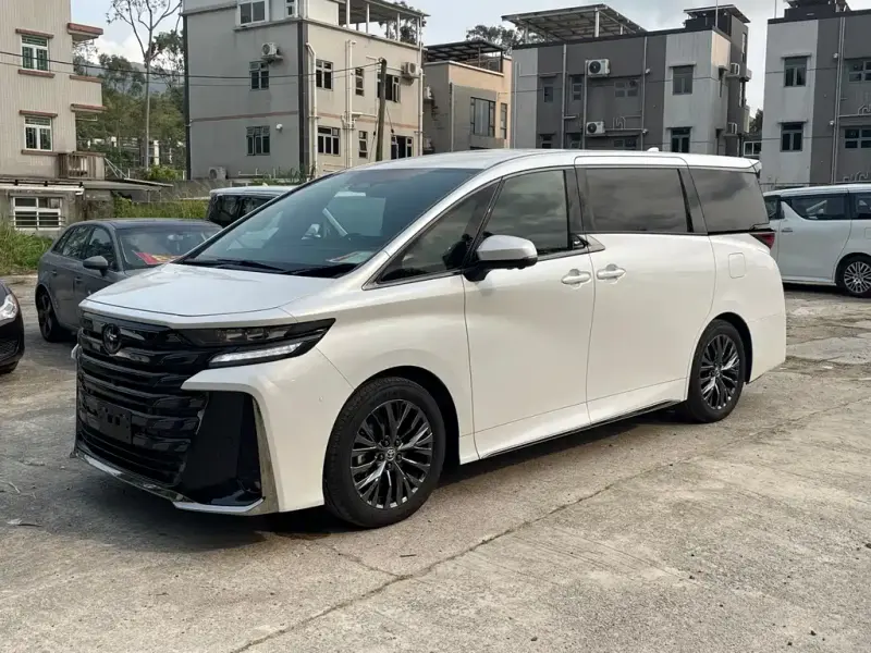 Toyota Vellfire, 2025
