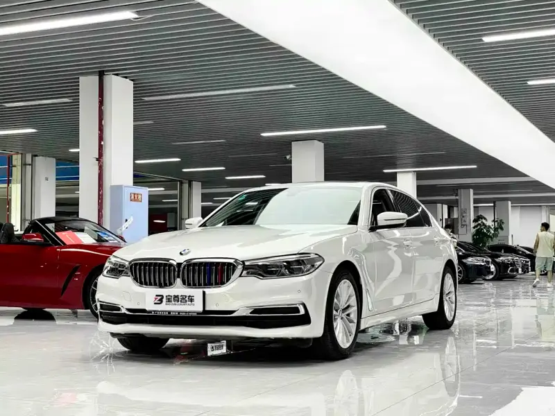 BMW 5 Series, 2020 — фото 1