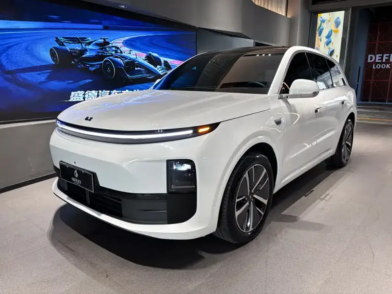 Li Auto Li L6, 2025