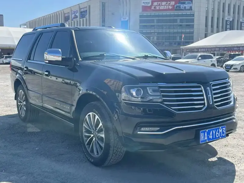 Lincoln Navigator, 2016