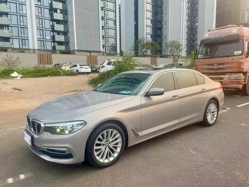 BMW 5-Series, 2019