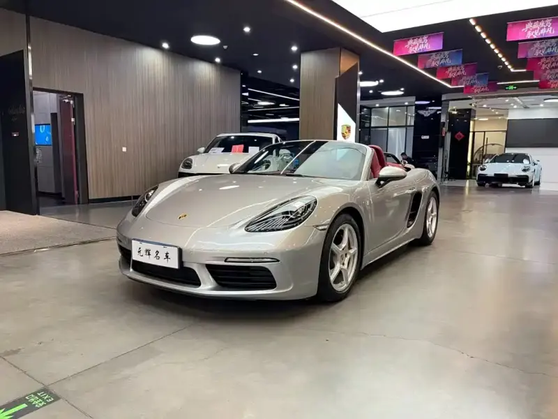 Porsche 718, 2025