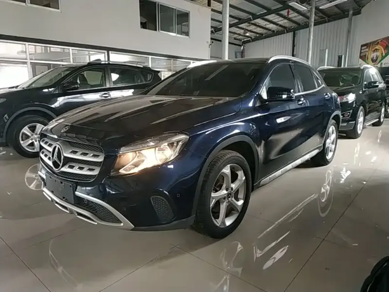 Mercedes-Benz GLA, 2018