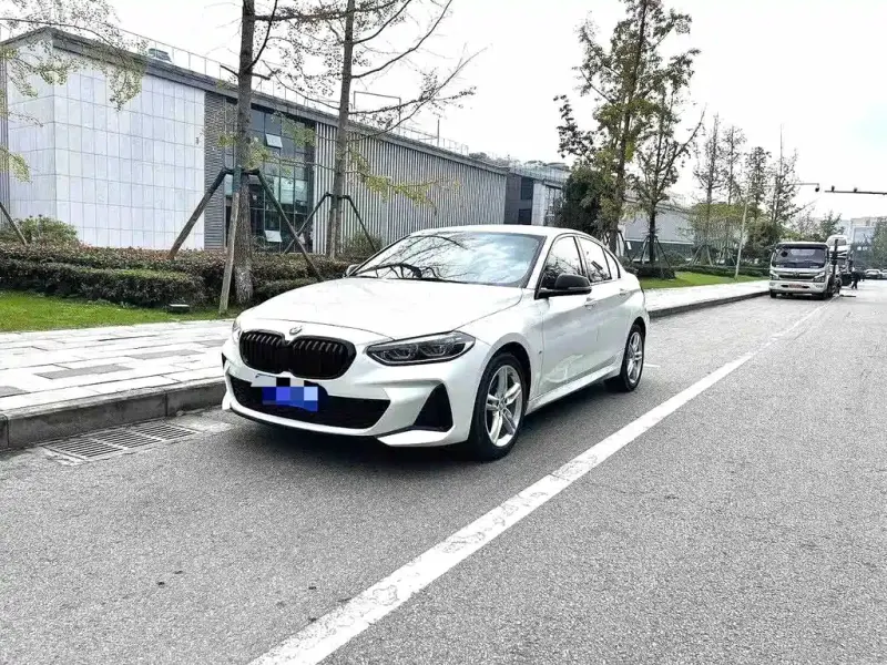 BMW 1 Series, 2023