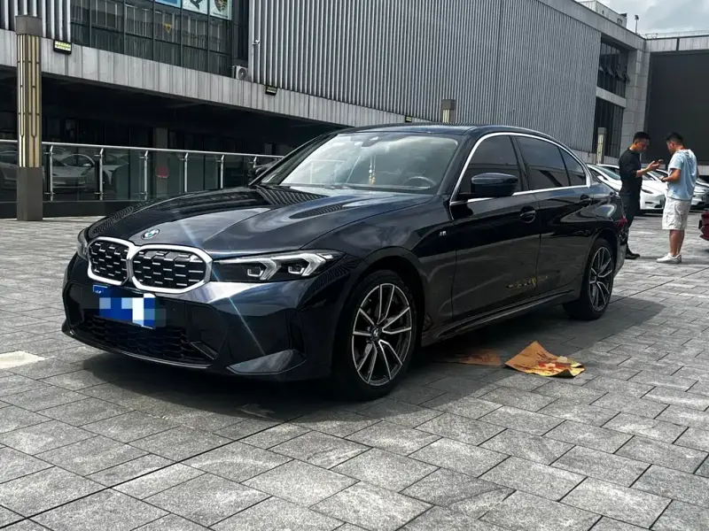 BMW 3 Series, 2023