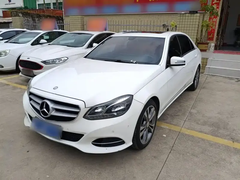 Mercedes-Benz E-Class, 2015