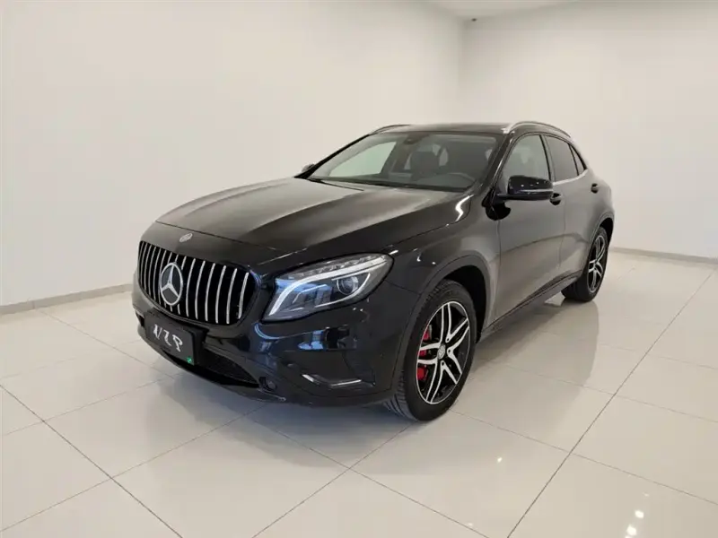 Mercedes-Benz GLA, 2016