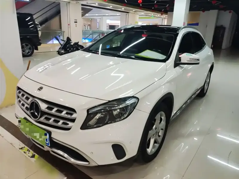 Mercedes-Benz GLA, 2019