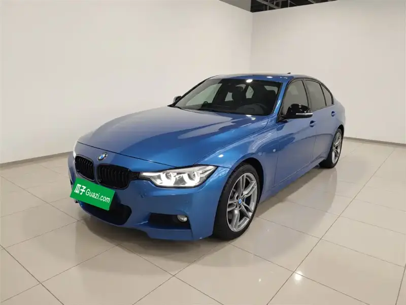 BMW 3 Series, 2018 — фото 1