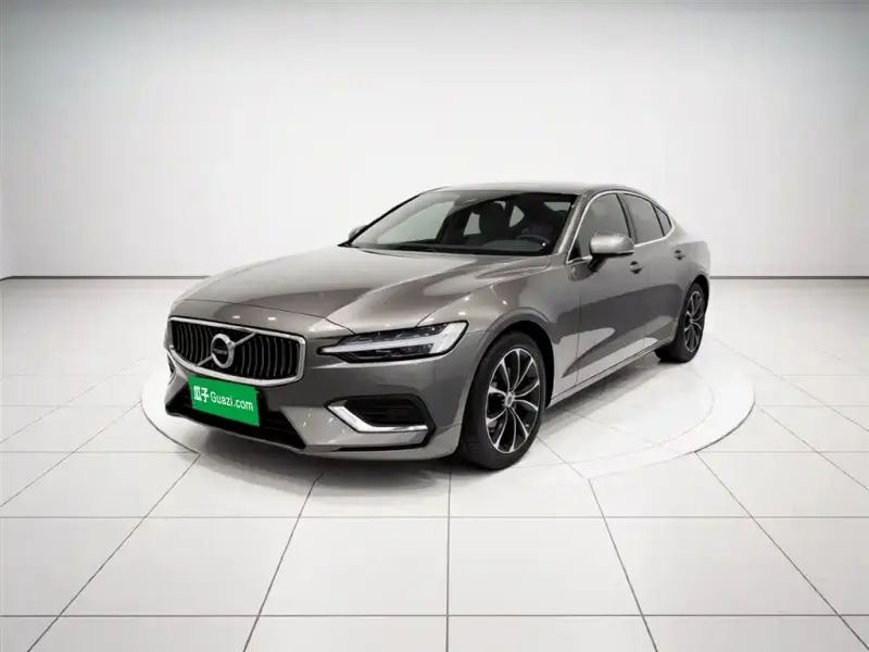 Volvo S60, 2021