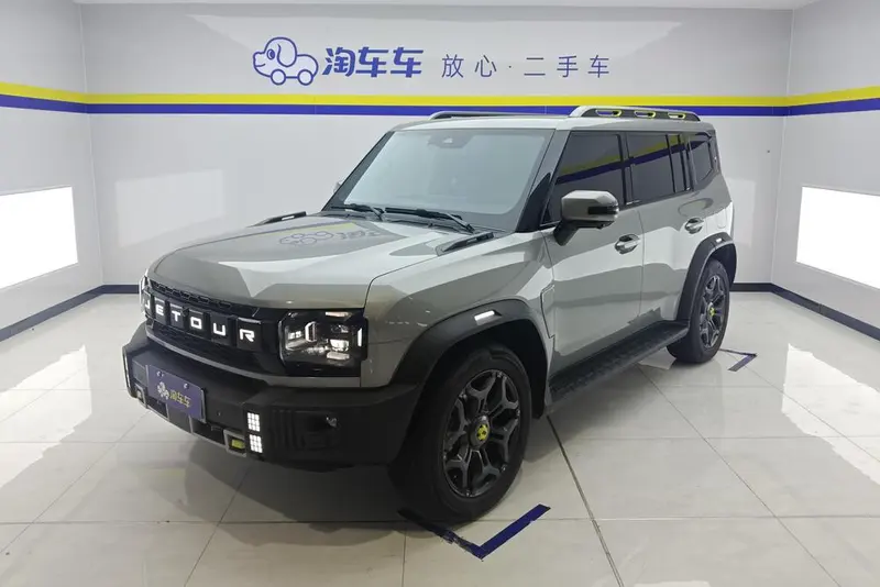 Jetour Shanhai Jetour Traveller C-DM 1.5TD DHT 208km 2WD Edition, 2024 — фото 1
