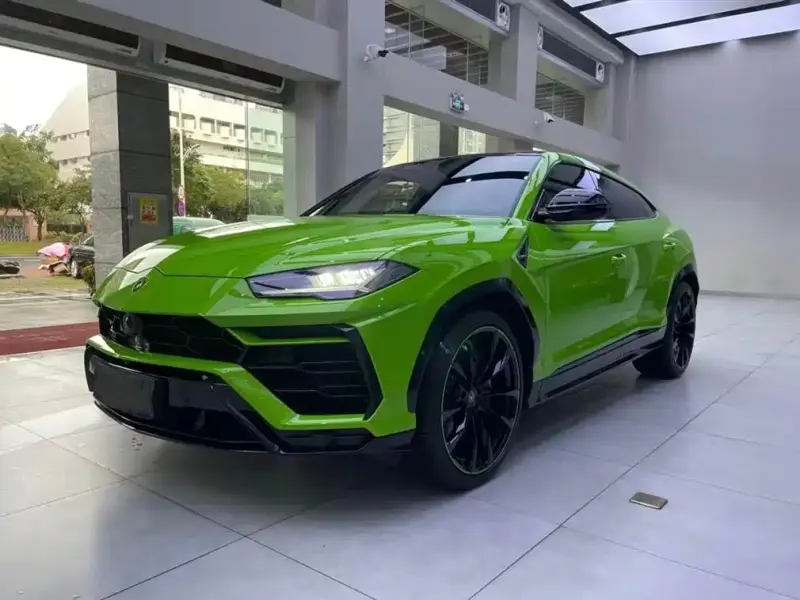 Lamborghini Urus, 2021