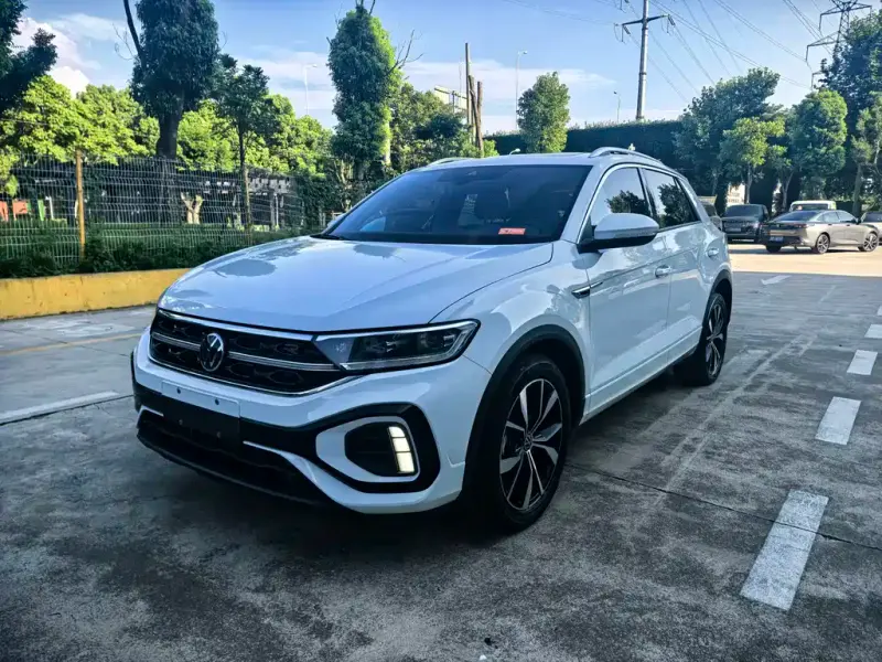 Volkswagen T-Roc, 2023