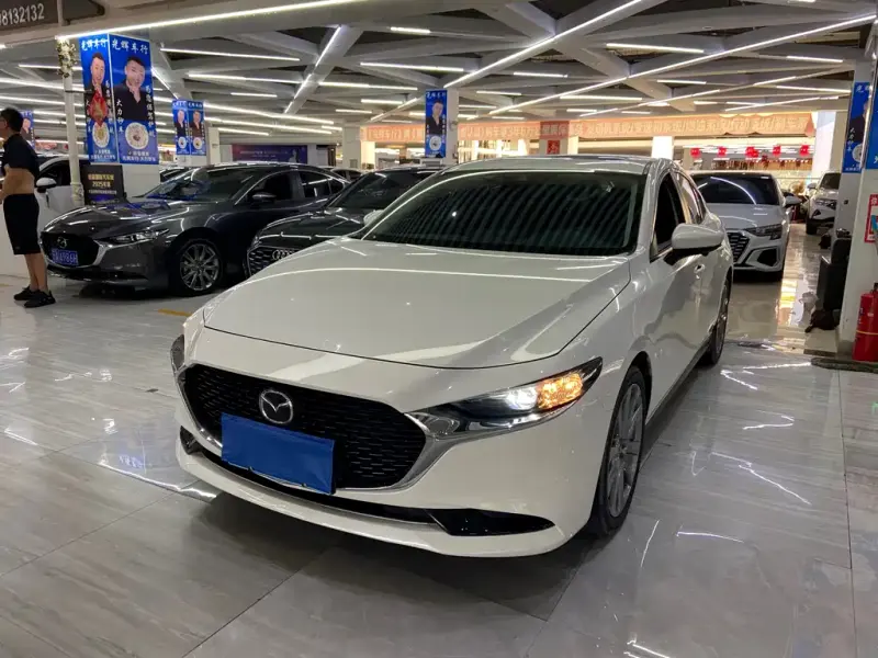 Mazda 3 Axela, 2023