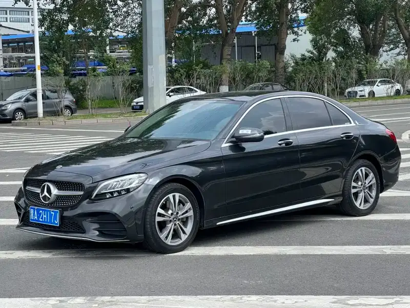 Mercedes-Benz C-Class, 2020 — фото 1