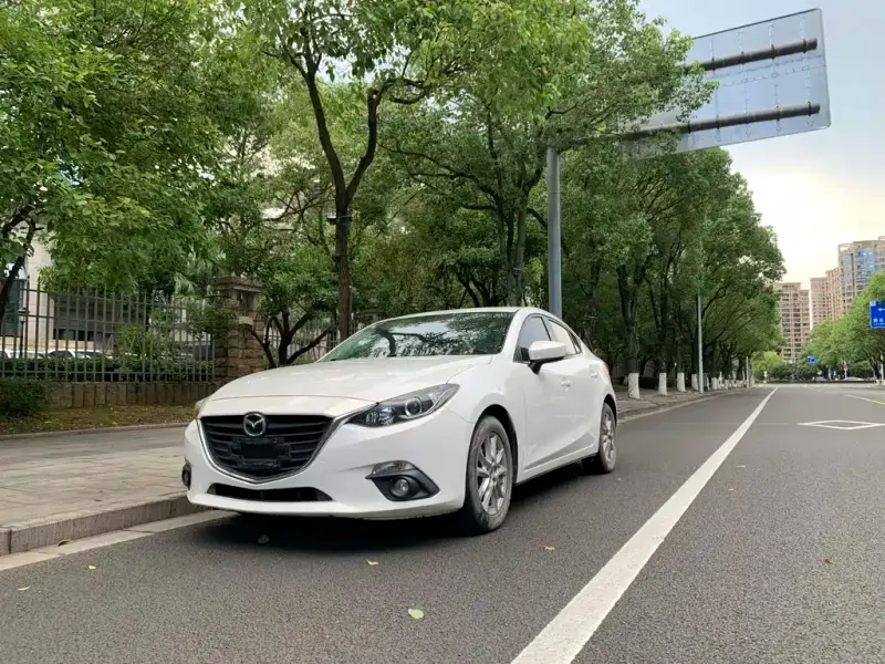 Mazda 3 Axela, 2018