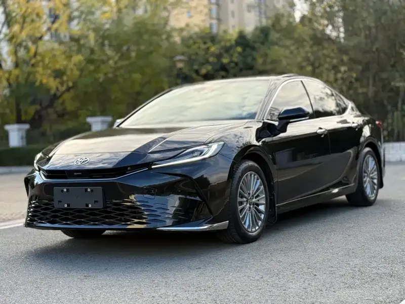 Toyota Camry, 2025