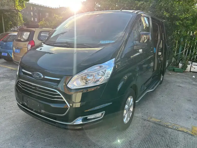 Ford Tourneo, 2022