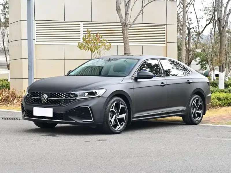 Volkswagen Passat, 2024